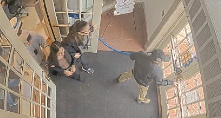 Nayeli: 25-year-old asylum seeker arrested by plainclothes ICE agents at Maryland courthouse