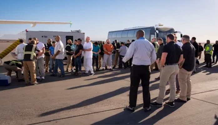 Mexican men deported from Phoenix on DHS-overseen flights