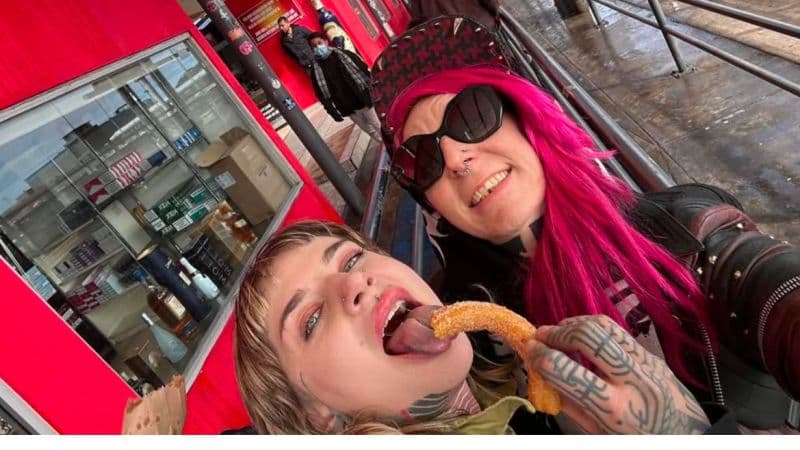 Jessica B.: German tattoo artist held over a month after border stop