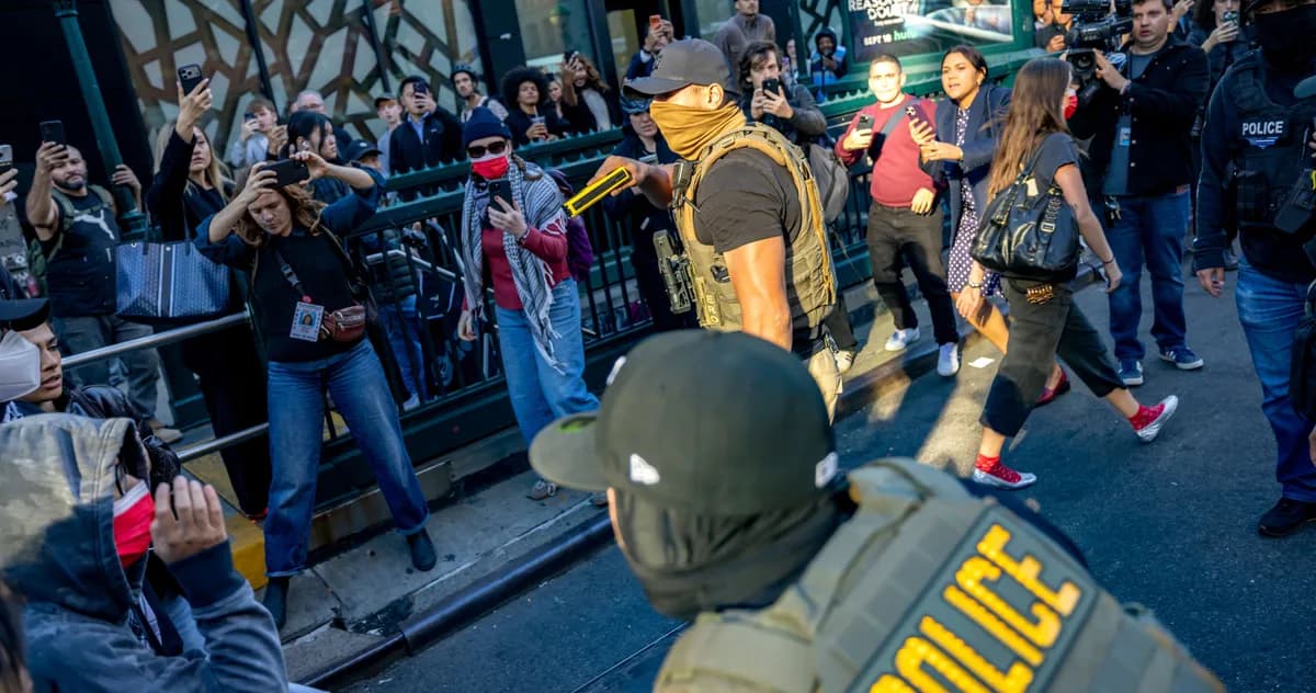Nine undocumented street vendors detained in ICE raid on Manhattan's Canal Street