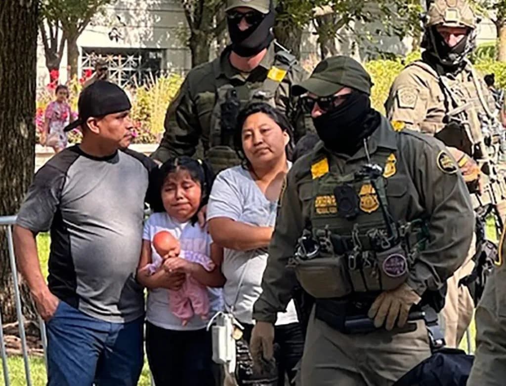 Asylum-seeking family with young children detained by ICE at Millennium Park