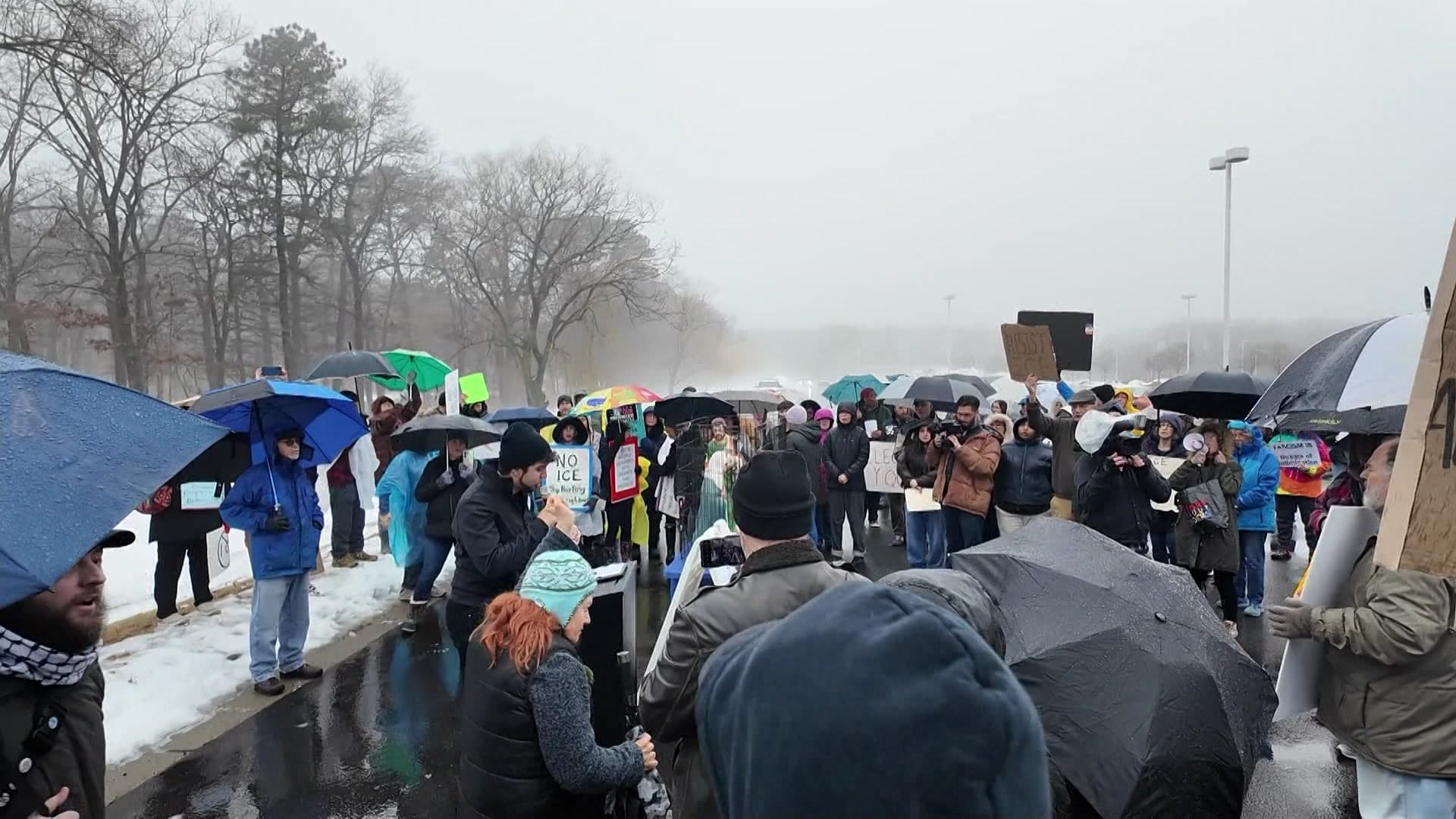 Over 100 detainees slept on floors at Central Islip ICE holding facility