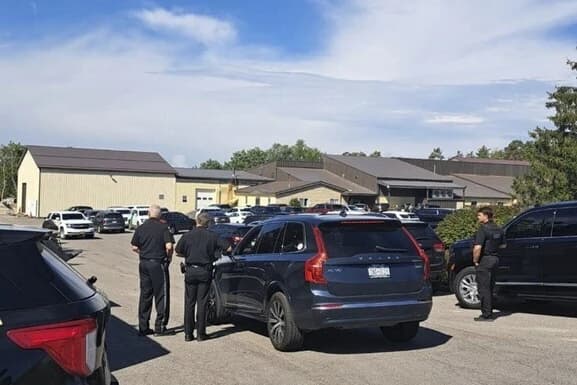 Guatemalan legal resident briefly detained, partner taken in ICE factory raid