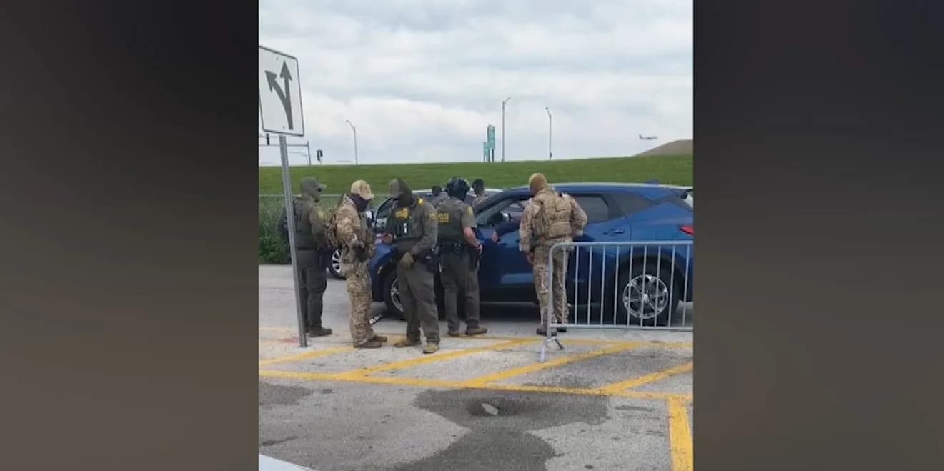 Ride-share drivers including nursing mother questioned at O'Hare, 12 arrested
